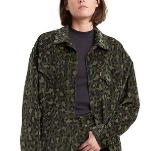 Levi’s Camouflage Oversized Trucker Jacket